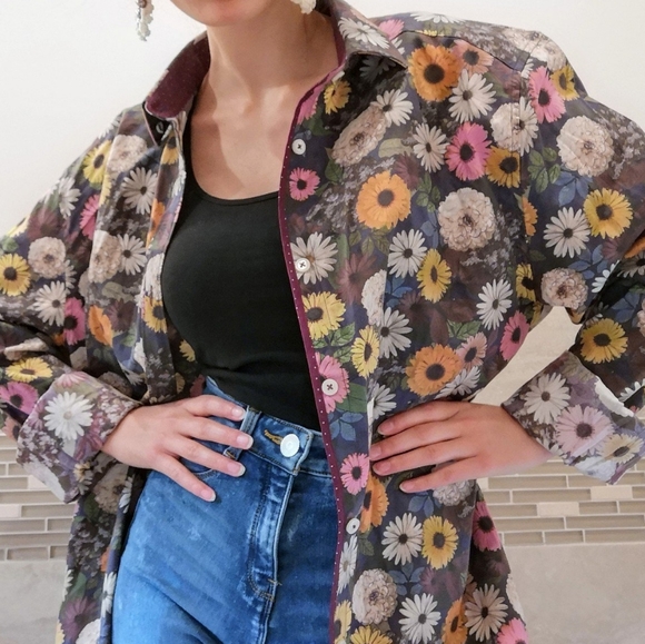 FLORAL DRESS SHIRT - Picture 1 of 4